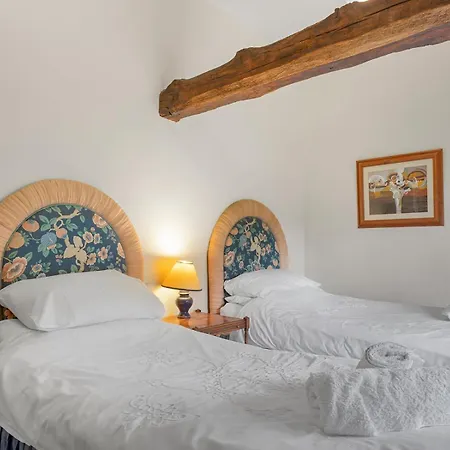 펜션 Pass The Keys Stunning 4 Bed Barn Conversion Hot Tub 레이크 사이드