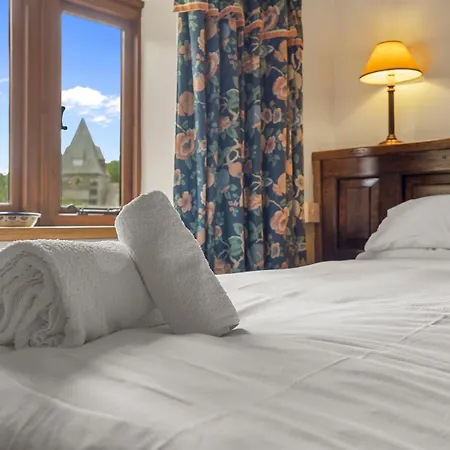 Pass The Keys Stunning 4 Bed Barn Conversion Hot Tub *